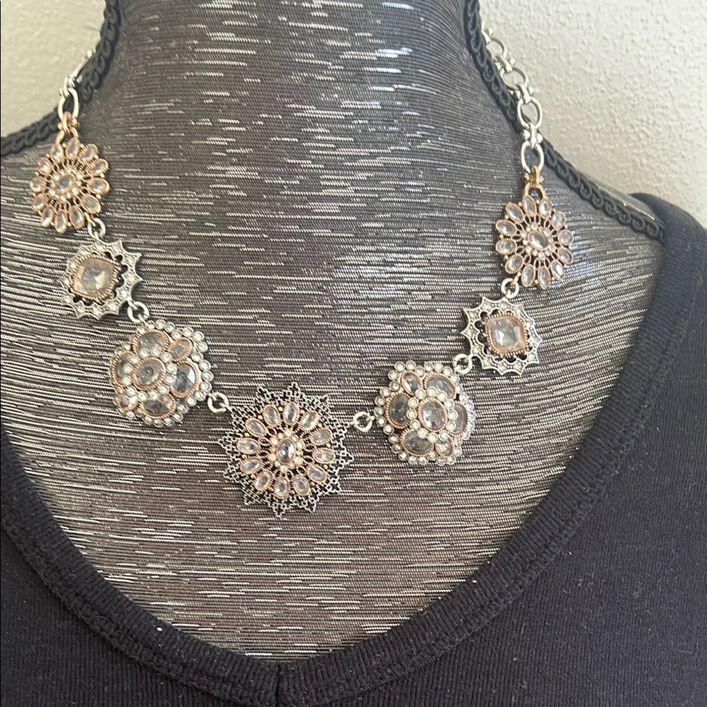 Elegant Silver And Gold Floral Necklace